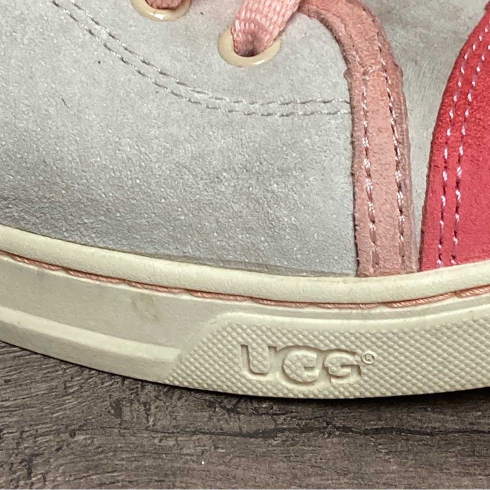 UGG Women’s Sneaker Suede Pink and Gray Casual Fashion sz 10 - Picture 5 of 13
